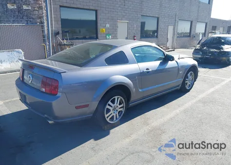 2006 Ford Mustang Gt z USA, uszkodzony, nr VIN 1ZVHT82H365115017